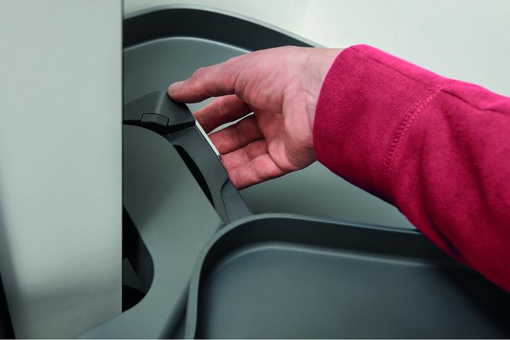 Produktbild Ninka Eck-/Abschlussschrank-Schwenkbeschläge Trigon für scharnierte Tü (1 Stk.)