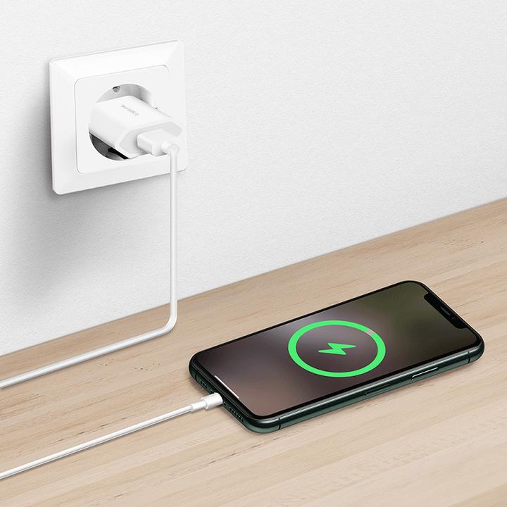 Productafbeelding LogiLink USB-A Steckdosenadapter, 5 W, 5 V/1 A, 1x USB-A, Weiss (5 W, 1 portie)