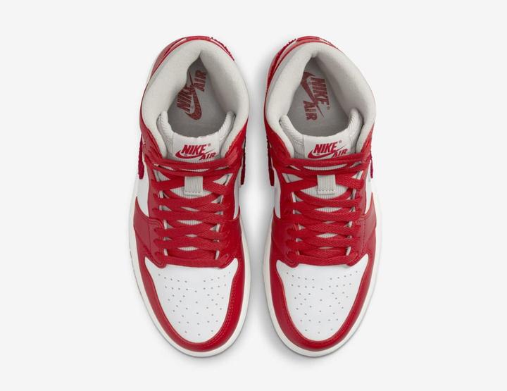 Image du produit Jordan 1 Retro High OG Varsity Red (Women's) (40)