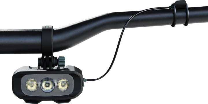 Produktbild Decathlon FL 940 (1300 lm)