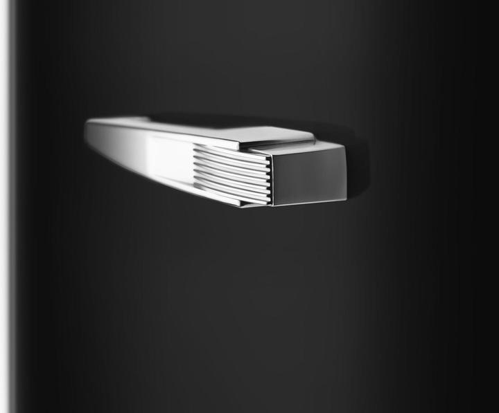 Actual product image Smeg Retro Style FAB28LBL6 (270 l)