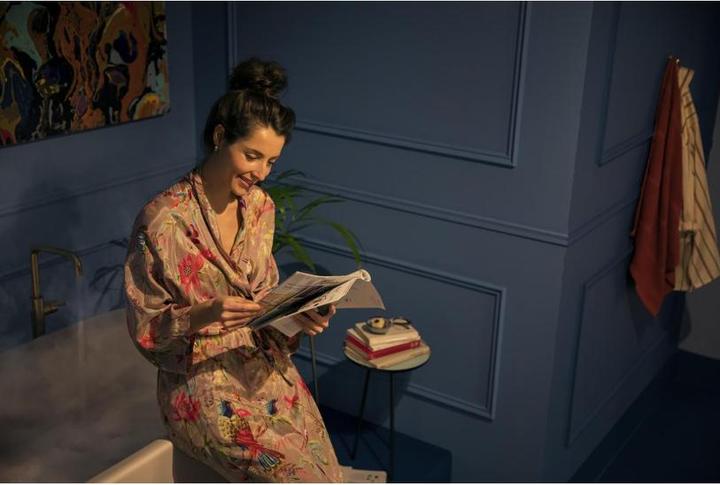 Actual product image Philips Hue Adore Basis BT (350 lm, GU10)