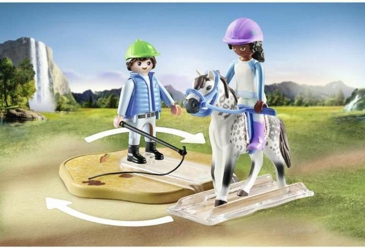 Actual product image Playmobil Modern riding school (71637, Playmobil Horses of Waterfall)