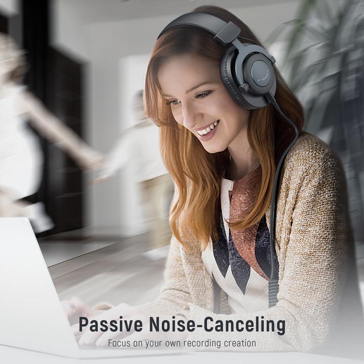 Actual product image Fifine H8 Headphones for professional audio monitoring
