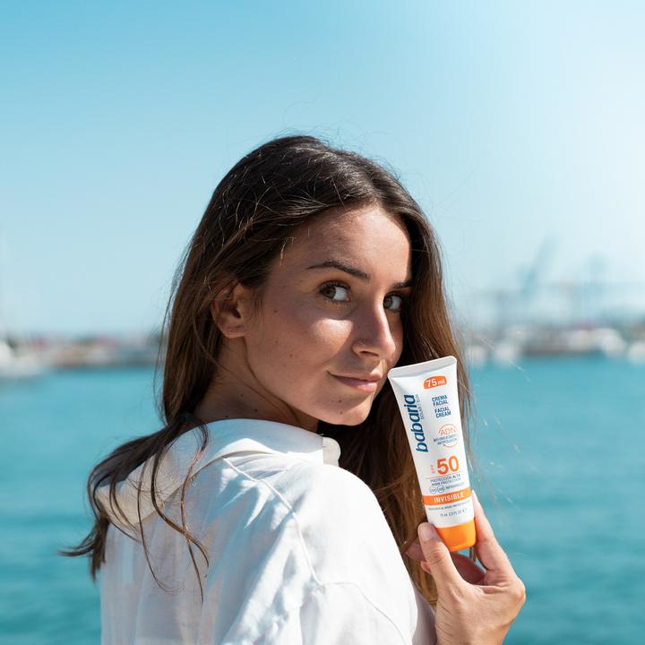 Produktbild Babaria SOLAR ADN INVISIBLE crema solar facial SPF50 75 ml (Sonnencreme Gesicht, SPF 50, 75 ml)
