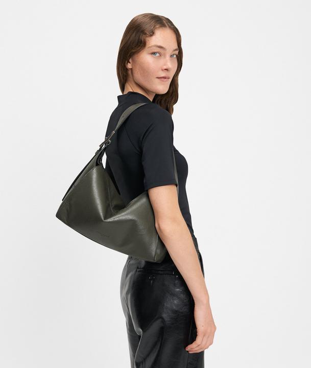 Actual product image Liebeskind Berlin Hobo M Lou Cracked Leather Forest