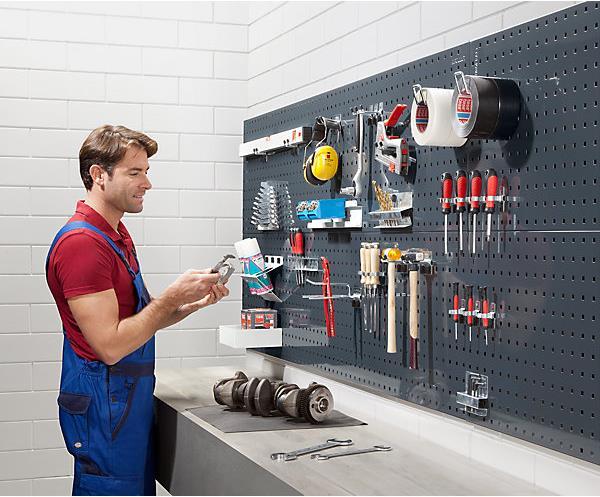 Produktbild eurokraft pro Stahlblechplatte mit Quadratlochung