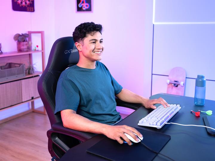 Actual product image Trust GXT 833W Thado (US, Cable)