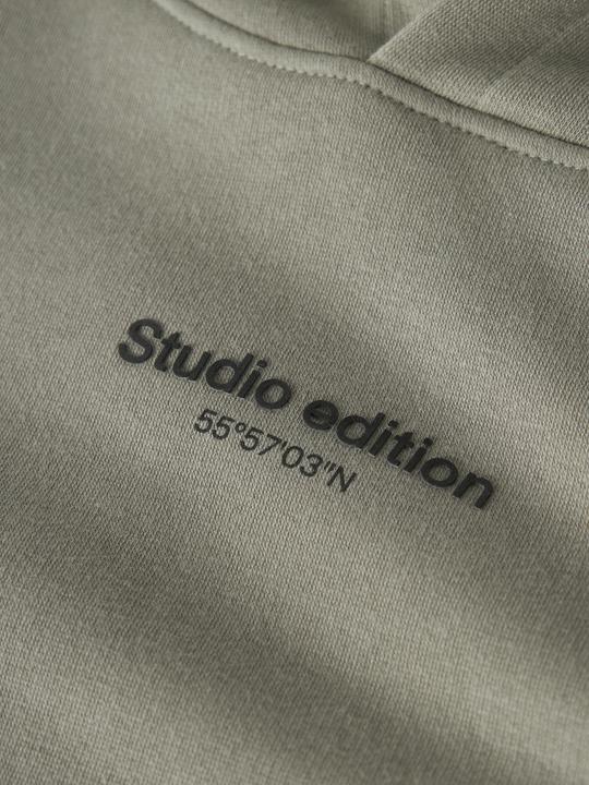 Produktbild Name it Nkmbrody Ls Nreg Sweat Wh Bru Noos (116)