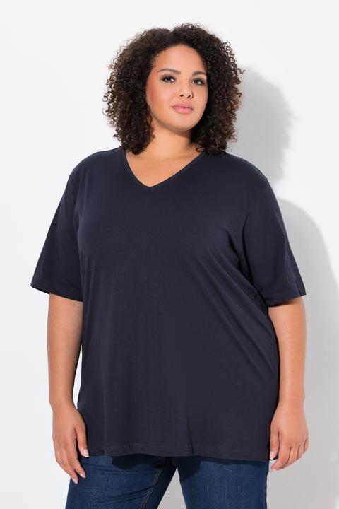 Immagine prodotto Ulla Popken T-shirt dalle linee morbide con scollo a V e mezze maniche (42, 44)