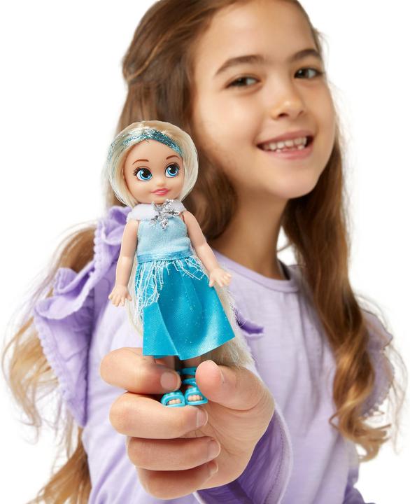 Actual product image Zuru Sparkle Girlz Winter Princess Cupcake