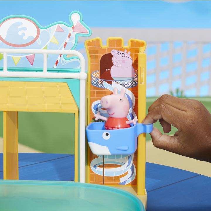 Actual product image Hasbro Swimming pool fun with Peppa