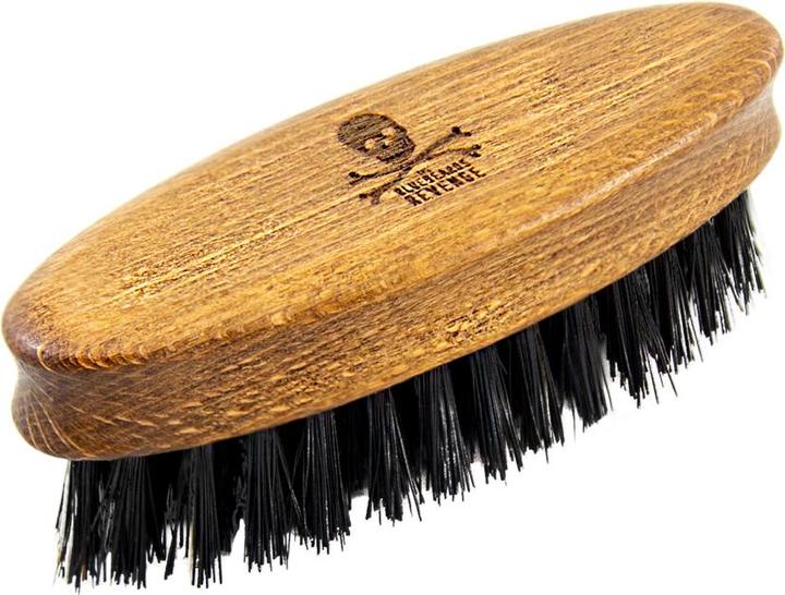 Image du produit The Bluebeards Revenge THE ULTIMATE brosse à barbe synthétique de voyage 1 pz (33.50 ml)