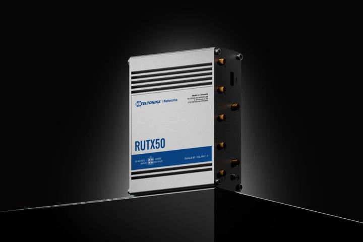 Produktbild Teltonika RUTX50