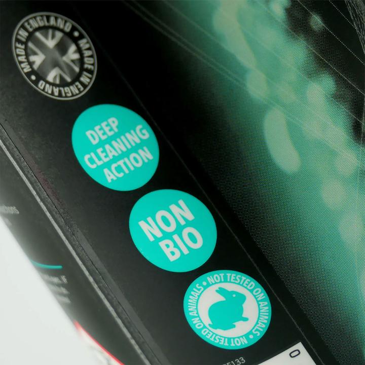 Produktbild Grangers Active Wash (25 Waschgänge, Flüssigwaschmittel)