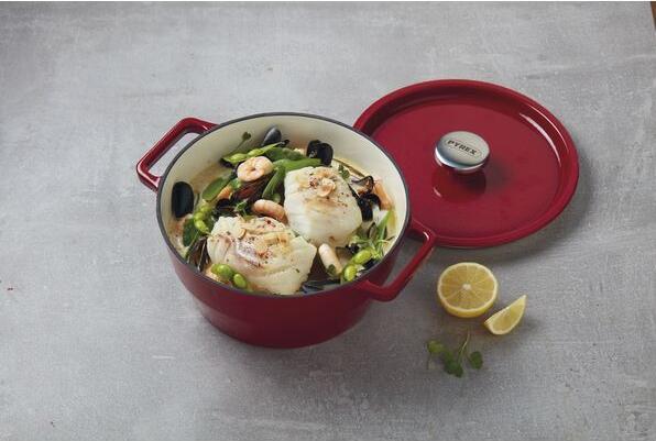 Actual product image Pyrex Slow Cook frying pan round, with lid, ø: 240 mm, red (24 cm, Casserole + Stewpot, Cast iron)