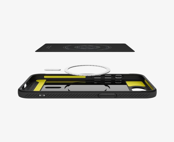 Actual product image Spigen Rugged Armor MagFit TPU Back Cover Schwarz Apple iPhone 16e (Apple iPhone 16e)