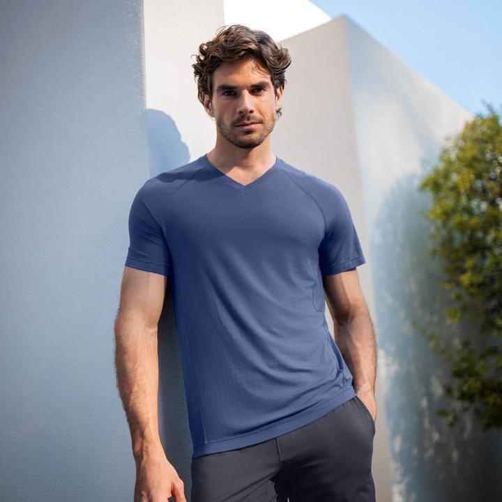 Produktbild Dagsmejan Stay Cool Sleep T Shirt V Neck (L)