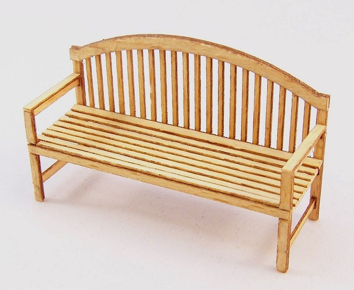 Plus Model Garden bench