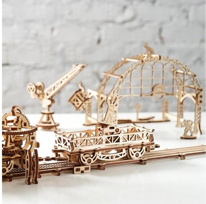 Immagine prodotto Ugears Treno Punto di trasbordo