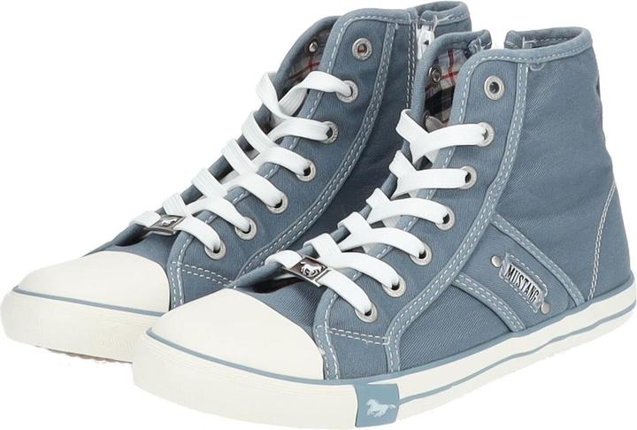 Actual product image Mustang Sneaker (39)