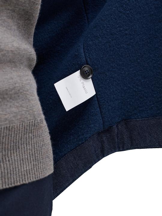 Actual product image Mover Plastic Free Sportswear Canadian Overshirt (L)