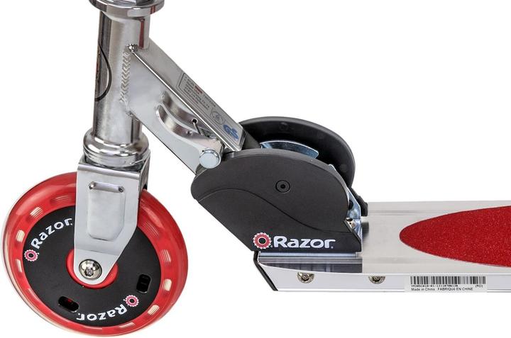 Actual product image Razor A125