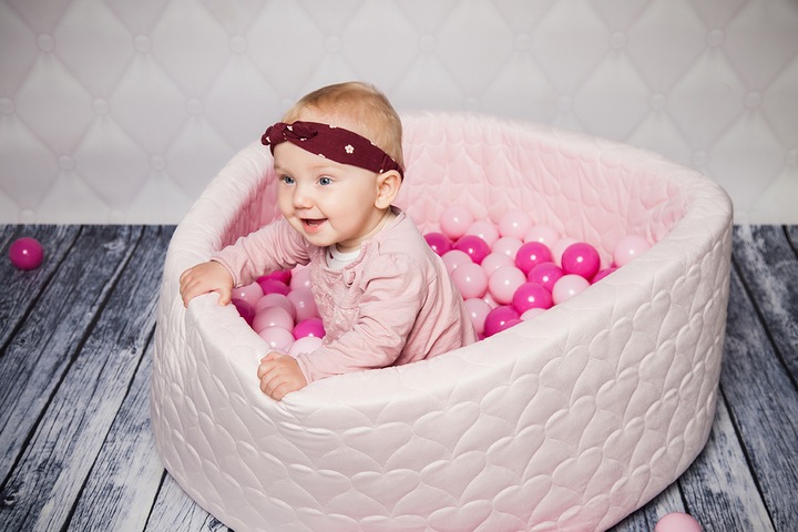 Actual product image Knorrtoys Ball pool soft - "Cosy heart rose" - 300 balls soft pink (approx. 6cm diameter)