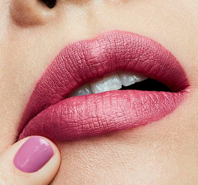Produktbild MAC Cosmetics Retro Matte Liquid Lipcolour (Metallic Rose)