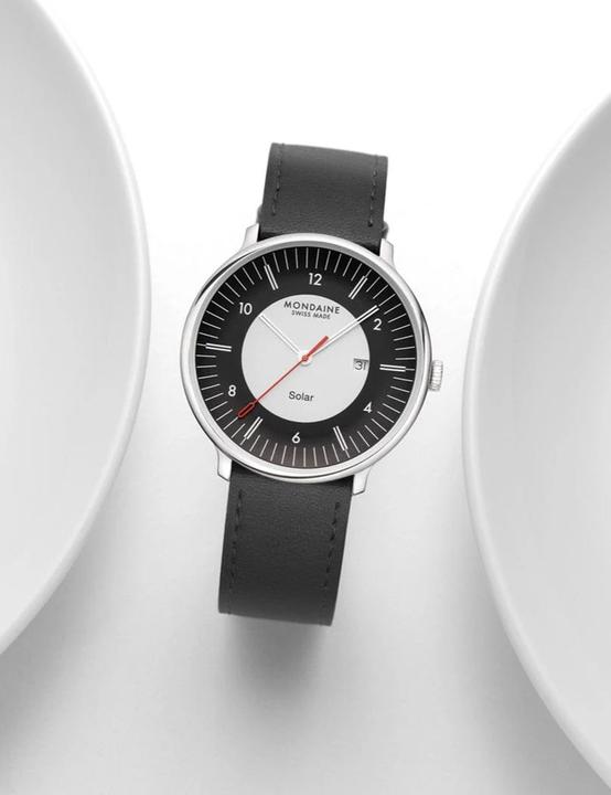 Produktbild Mondaine MLE.41920.LBV Herrenuhr Doppio Solar 41mm (Analoguhr, Swiss Made, 41 mm)
