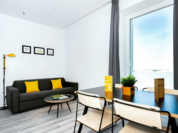 Produktbild Smartbox Familienurlaub: 3 Übernachtungen in einem 4* Aparthotel für 4 nahe Venedig (4 Pers.)