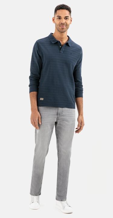 Produktbild Camel Active Jeans in Tapered Fit mit Smartphone Tasche (W33/L36)