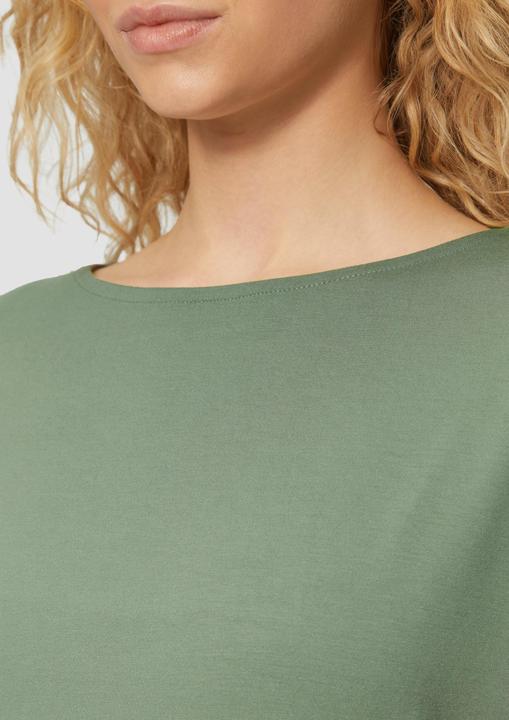 Produktbild S.Oliver T-Shirt Fliessendes Jersey-Shirt mit überschnittenen Schultern (40)
