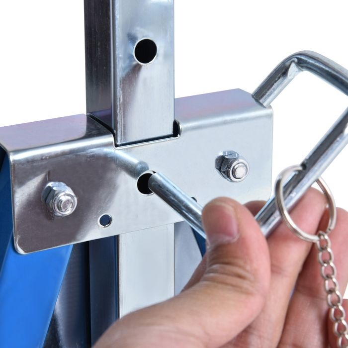 Produktbild Swisshandel24 2 x Gerüstbock Unterstellbock Klappbock höhenverstellbar bis 200kg Stahl Blau 68 x 58 x 80-130 cm (58 cm, 68 cm)