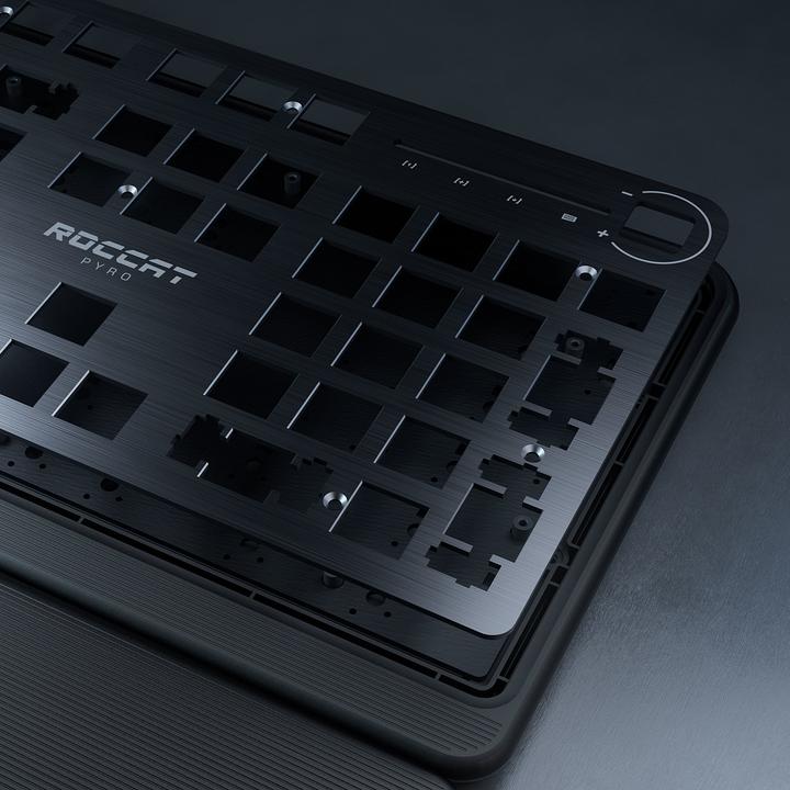 Actual product image Roccat Pyro (CH, Cable)