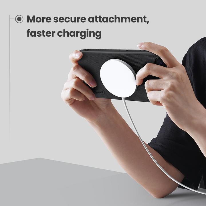 Actual product image Nillkin Nilkin Frosted Shield Pro Magnetic Magsafe Phone Case iPhone 16e (Apple iPhone 16e)