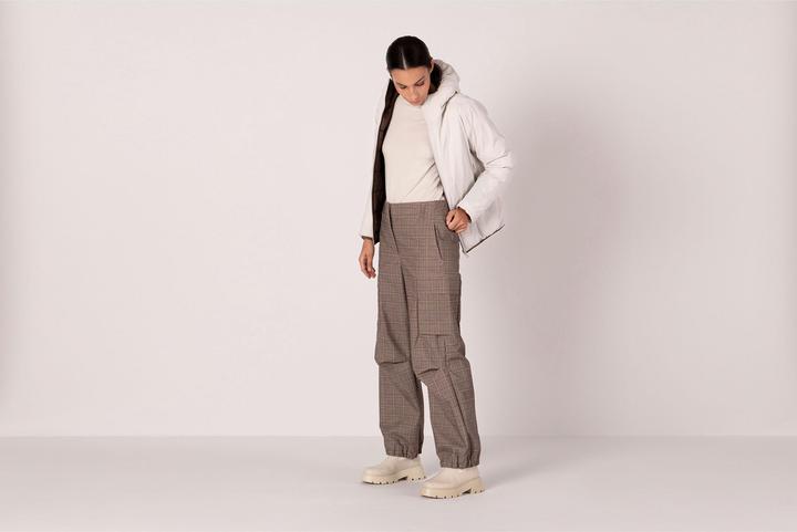 Actual product image Jeanne Baret Medan Cargo (36)