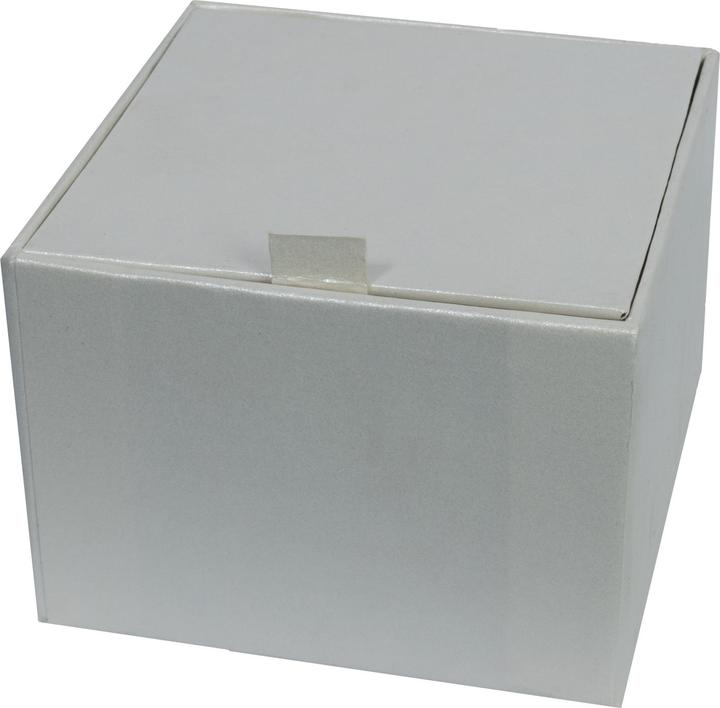 Actual product image Migros Ostschweiz Premium rose (stabilised rose) in gift box (Infinity Flowers, 1x)