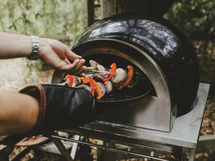 Immagine prodotto Delivita Forno per pizza nero (Legno del forno per pizza)