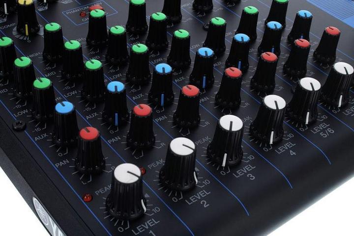 Image du produit Yamaha MG10 (Studio et mixeur live, Clubmixer)