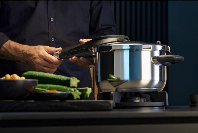 Actual product image WMF Schnellkochtopf (Steam cooker, 22 x 9 cm)