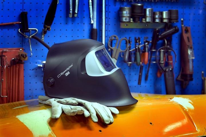 Produktbild SpeedGlas Schweisserschutzhelm 100 V m. Delay-Funktion 44x93mm DIN 8-12 3M