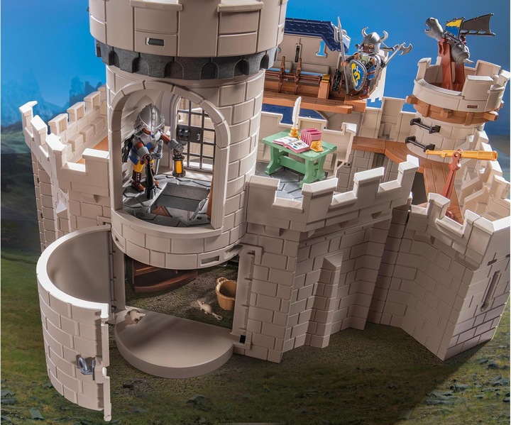 Actual product image Playmobil Arwynn's Castle (71642, Playmobil Novelmore)
