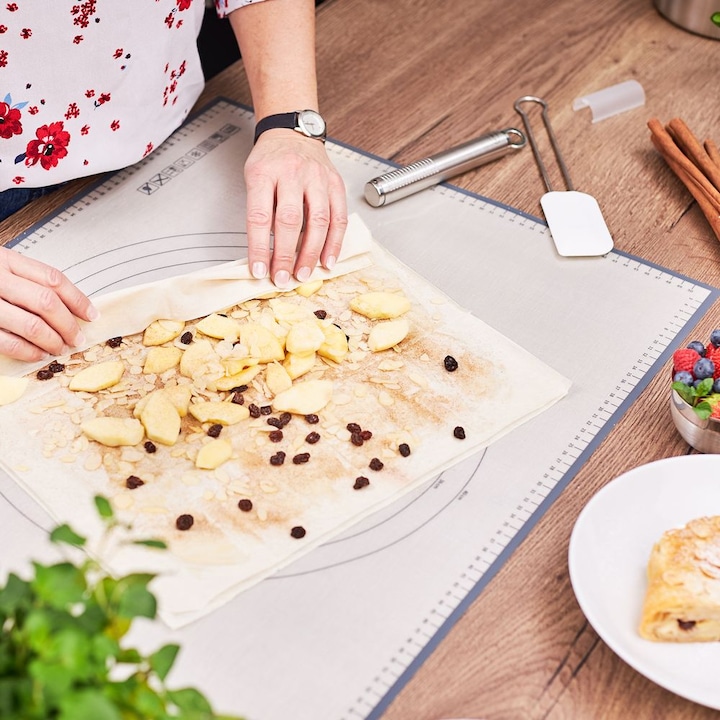Actual product image Rösle Baking and working mat silicone (68 x 53 cm)