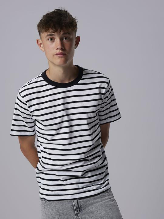 Actual product image Lmtd Loose Fit T-Shirt (134, 140)