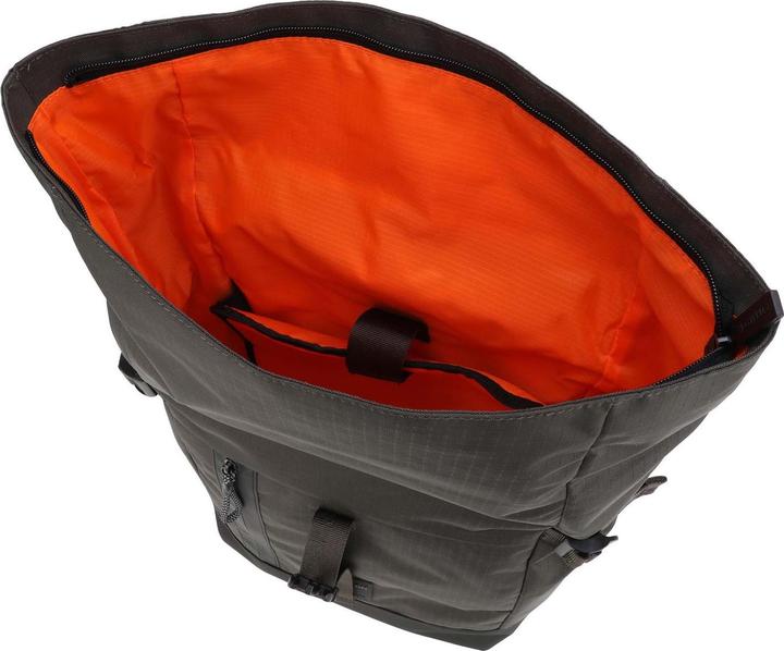 Actual product image Strellson Norhwood Rs - Eddie Backpack svf, Khaki (9 l)