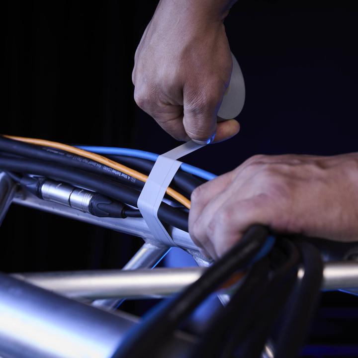 Produktbild Defender EXA-TAPE® ISO W 19 - PVC Isolierband / Zumbel | weiss | 19 mm x 33 m (19 mm)