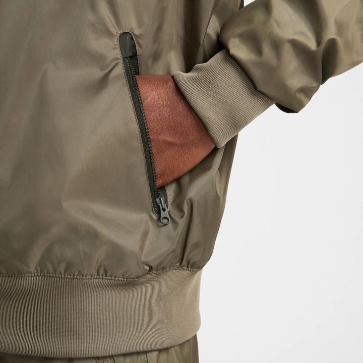 Actual product image Nike Windrunner (M)