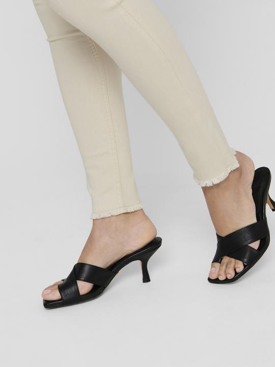 Actual product image Only ONLBlushlife Mid Ankle Skinny Fit Jeans (XS)