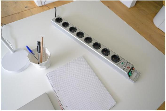 Actual product image Brennenstuhl Super Solid (8x, CEE 7/3, 2.50 m)